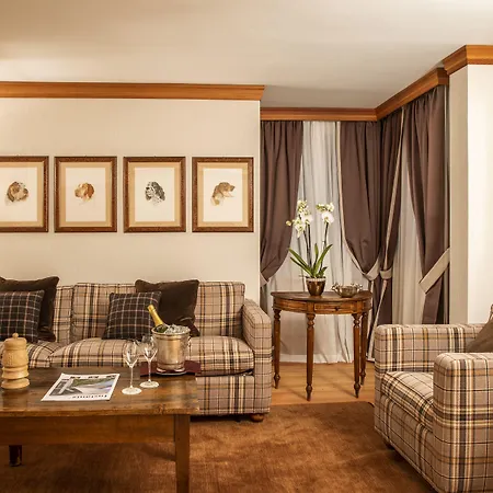מלון Hermitage Relais & Chateaux 5*