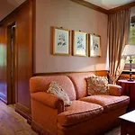 Hermitage Relais & Chateaux Готель