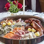 Готель Hermitage Relais & Chateaux Брей-Червінія