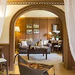 Hermitage Relais&châteaux Hotel