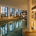 Hermitage Relais & Chateaux Готель Брей-Червінія