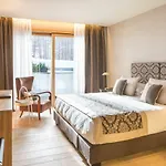 Готель Hermitage Relais & Chateaux Брей-Червінія