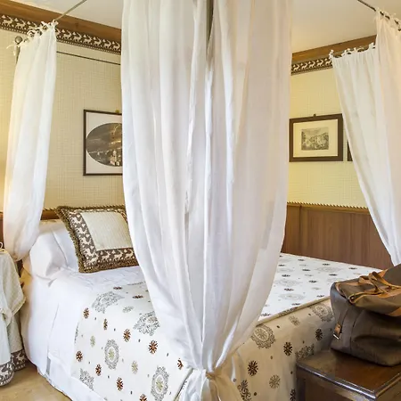 Готель Hermitage Relais & Chateaux 5*