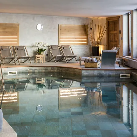 Hermitage Relais & Chateaux Готель