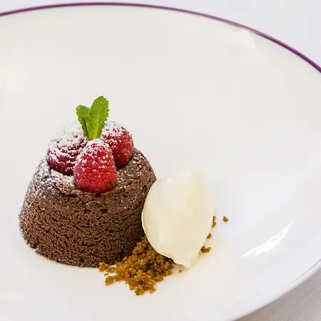 Hermitage Relais & Chateaux Отель
