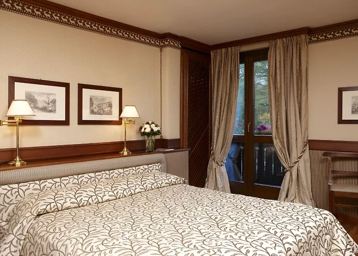 Hotel Hermitage Relais & Chateaux 5*