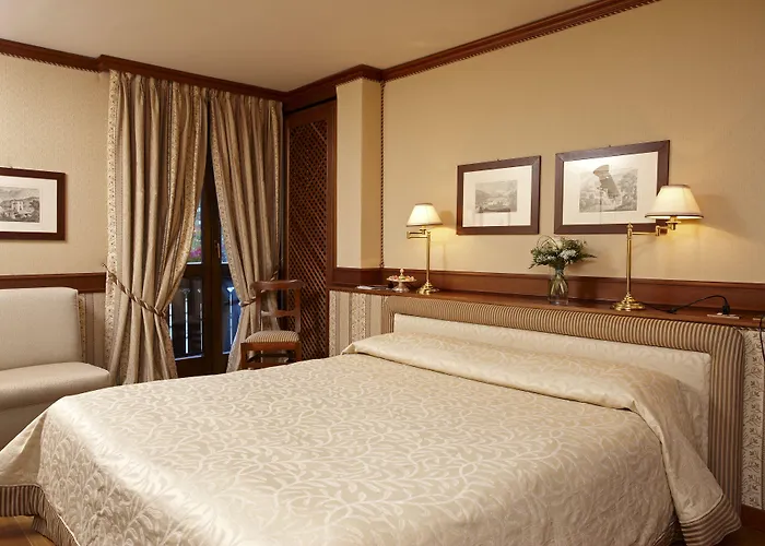 Hermitage Relais & Chateaux Готель