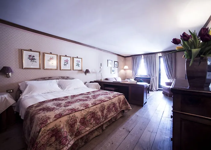 Hermitage Relais & Chateaux Отель Брей-Червиния