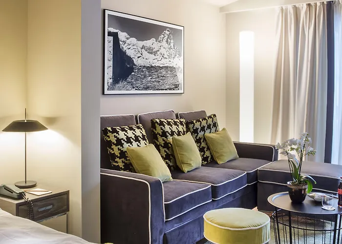 Готель Hermitage Relais & Chateaux