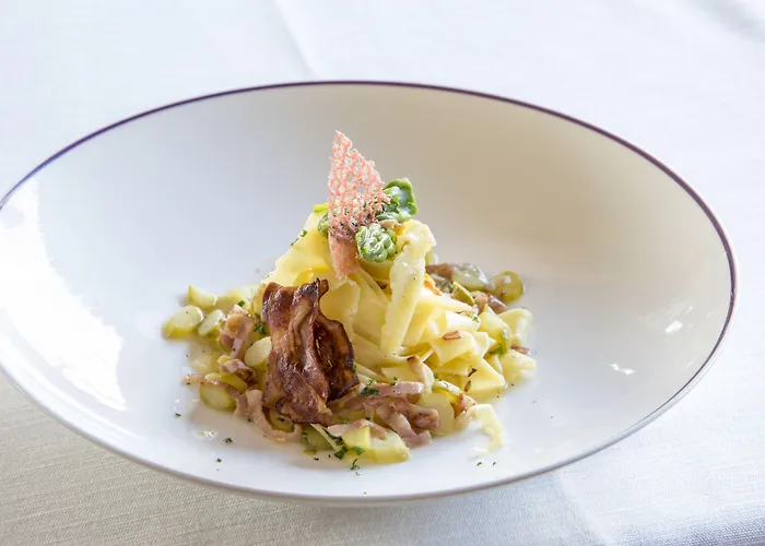 Hermitage Relais & Chateaux Отель