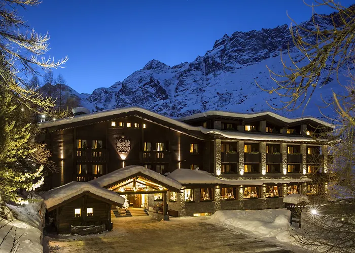 Отель Hermitage Relais & Chateaux