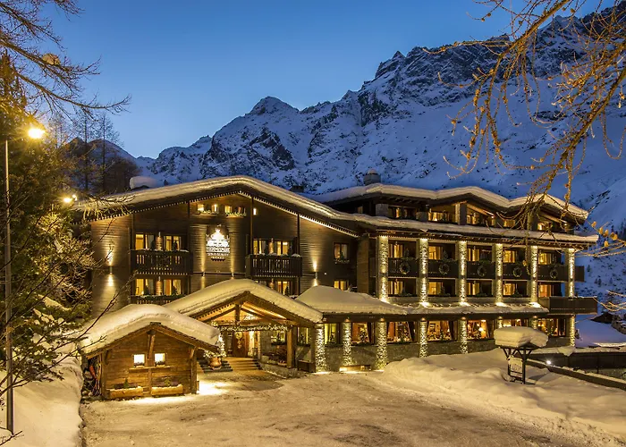 Готель Hermitage Relais & Chateaux 5*