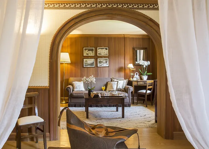 Hermitage Relais & Chateaux Отель